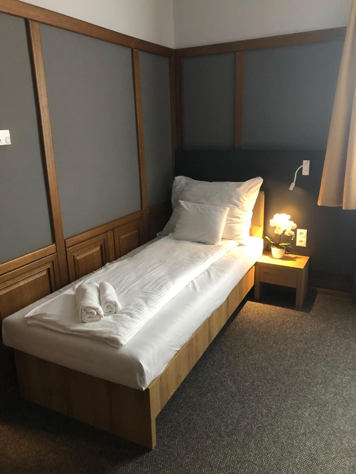 Bed and Breakfast Svajci Lak Panzio Nyíregyháza Zewnętrze zdjęcie